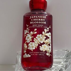 Bath & Body Works 🆕 Japanese Cherry Blossom 🌸 Body Wash 🧴🆕
